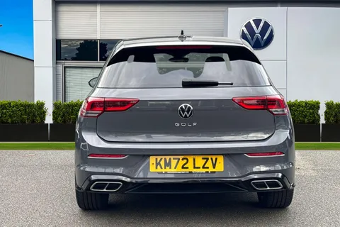 KM72LZV Volkswagen Golf 1.5 TSI 130PS R-Line 5dr | HEATED SEATS | SATNAV | 18' ALLOYS Thumbnail #4