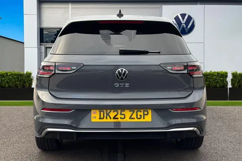 DK25ZGP Volkswagen Golf 1.5 TSI 272 GTE eHybrid 5dr DSG Thumbnail #5