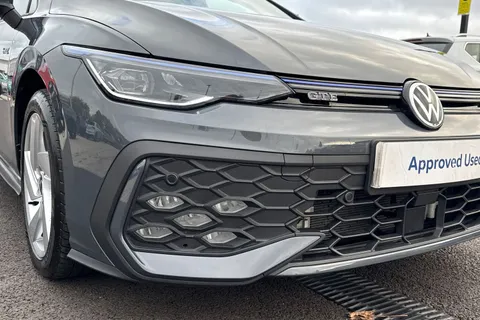 DK25ZGP Volkswagen Golf 1.5 TSI 272 GTE eHybrid 5dr DSG Thumbnail #9