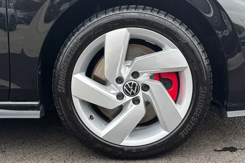 KW25XJN Volkswagen Golf 1.5 TSI 272 GTE eHybrid 5dr DSG **PAN ROOF** Thumbnail #11