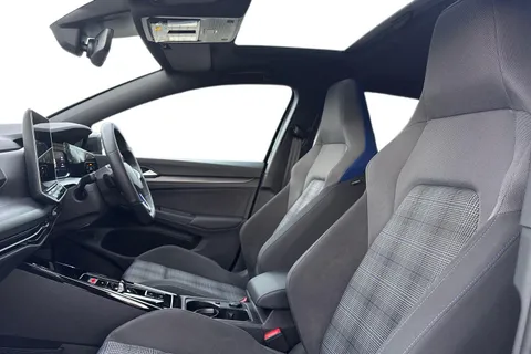 KW25XJN Volkswagen Golf 1.5 TSI 272 GTE eHybrid 5dr DSG **PAN ROOF** Thumbnail #17