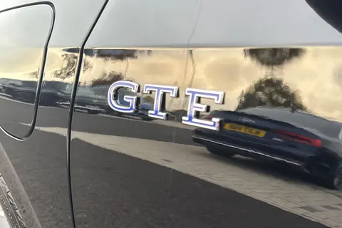 KW25XJN Volkswagen Golf 1.5 TSI 272 GTE eHybrid 5dr DSG **PAN ROOF** Thumbnail #27