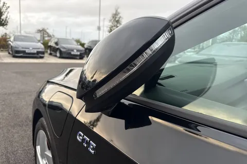 KW25XJN Volkswagen Golf 1.5 TSI 272 GTE eHybrid 5dr DSG **PAN ROOF** Thumbnail #28