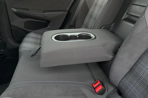 KW25XJN Volkswagen Golf 1.5 TSI 272 GTE eHybrid 5dr DSG **PAN ROOF** Thumbnail #30