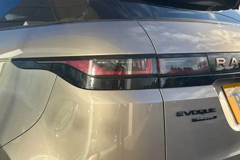 20 of 51 for Land Rover Range Rover Evoque 2.0 D200 Autobiography 5dr