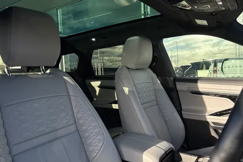 22 of 51 for Land Rover Range Rover Evoque 2.0 D200 Autobiography 5dr