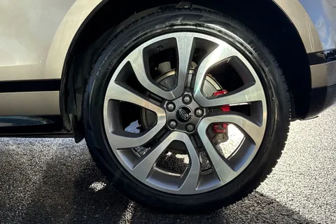 31 of 51 for Land Rover Range Rover Evoque 2.0 D200 Autobiography 5dr