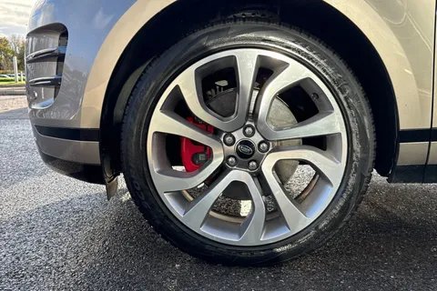 32 of 51 for Land Rover Range Rover Evoque 2.0 D200 Autobiography 5dr