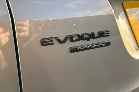 36 of 51 for Land Rover Range Rover Evoque 2.0 D200 Autobiography 5dr