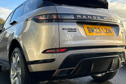 38 of 51 for Land Rover Range Rover Evoque 2.0 D200 Autobiography 5dr