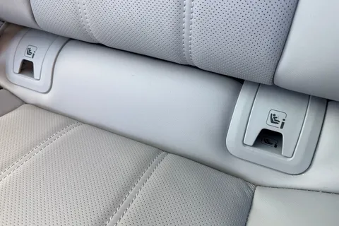 40 of 51 for Land Rover Range Rover Evoque 2.0 D200 Autobiography 5dr