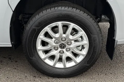MF75FMC Volkswagen Transporter T32 Panel Van Commerce Pro SWB 170 PS 2.0 TDI 8sp Automatic Thumbnail #7