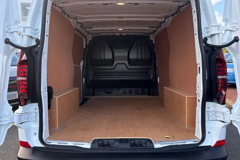 BV25SJX Volkswagen Transporter 2.0 TDI 110 Commerce Plus-All Terrain Pack Thumbnail #7