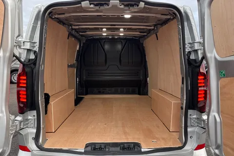 MF75FLW Volkswagen Transporter T30 Panel Van Commerce Pro SWB 150 PS 2.0 TDI 8sp Automatic Thumbnail #10