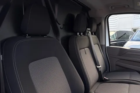 BV25SJX Volkswagen Transporter 2.0 TDI 110 Commerce Plus-All Terrain Pack Thumbnail #24