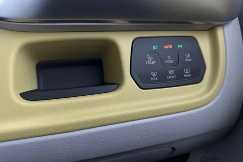 MC24CAU Volkswagen Amarok 150kW 1ST Edition Pro 77kWh 5dr Auto Thumbnail #35