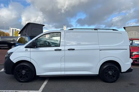 BV25SJX Volkswagen Transporter 2.0 TDI 110 Commerce Plus-All Terrain Pack Thumbnail #50