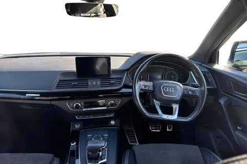 13 of 56 for Audi Q5 2.0 TDI S line S Tronic quattro Euro 6 (s/s) 5dr