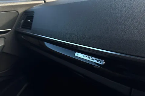 49 of 56 for Audi Q5 2.0 TDI S line S Tronic quattro Euro 6 (s/s) 5dr