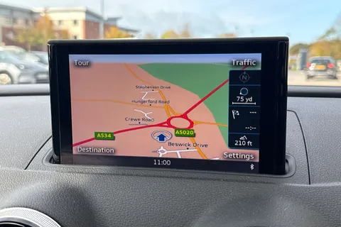 17 of 61 for Audi A3 2.0 TDI S line S Tronic quattro Euro 6 (s/s) 4dr (Nav)