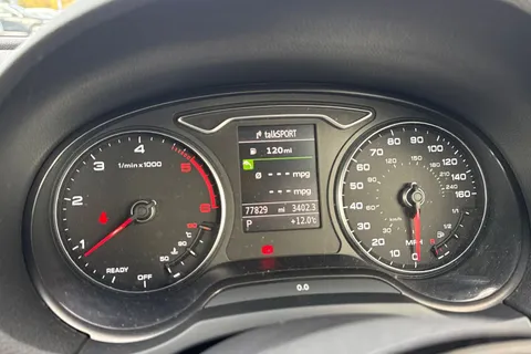 44 of 61 for Audi A3 2.0 TDI S line S Tronic quattro Euro 6 (s/s) 4dr (Nav)