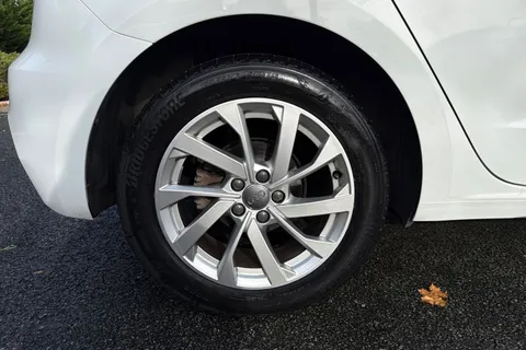 DP69LNU Audi A1 Sport 30 TFSI 116 PS 6-speed Thumbnail #11