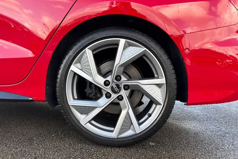 KO73NSZ Audi S3 Black Edition TFSI 310 PS S tronic Thumbnail #13