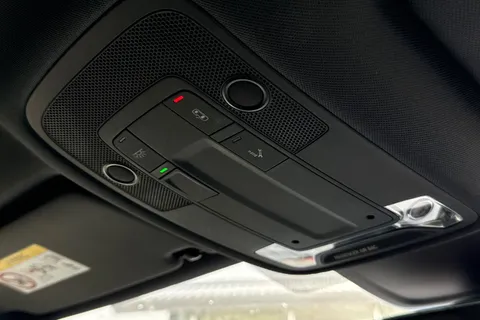 KO73NSZ Audi S3 Black Edition TFSI 310 PS S tronic Thumbnail #43