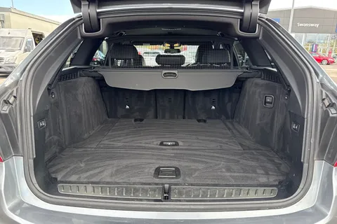 YA69AXK BMW 5 Series 2.0 520d MHT M Sport Touring Auto Euro 6 (s/s) 5dr Thumbnail #7