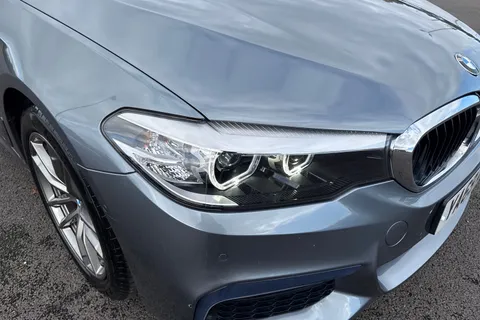 YA69AXK BMW 5 Series 2.0 520d MHT M Sport Touring Auto Euro 6 (s/s) 5dr Thumbnail #9