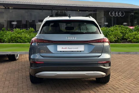 4 of 66 for Audi Q4 e-tron Q4 Sport 35 e-tron 125,00 kW