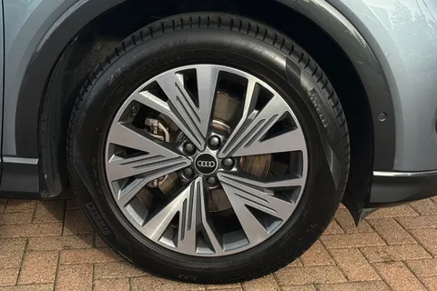 13 of 66 for Audi Q4 e-tron Q4 Sport 35 e-tron 125,00 kW