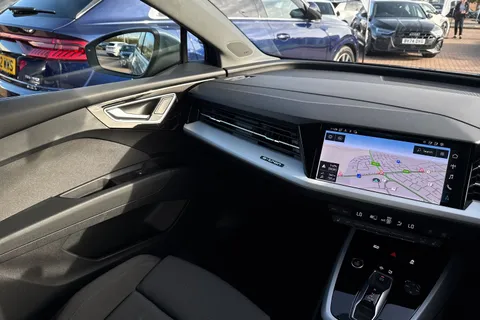 20 of 66 for Audi Q4 e-tron Q4 Sport 35 e-tron 125,00 kW