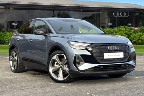 KT74YMH Audi Q4 e-tron Q4 Sportback Black Edition 45 e-tron   kW Thumbnail #1
