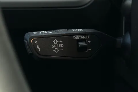 46 of 66 for Audi Q4 e-tron Q4 Sport 35 e-tron 125,00 kW