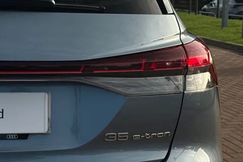 49 of 66 for Audi Q4 e-tron Q4 Sport 35 e-tron 125,00 kW