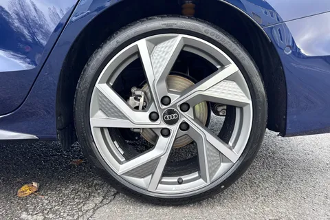  Audi A3 1.5 TFSI Black Edition Euro 6 (s/s) 4dr Thumbnail #12