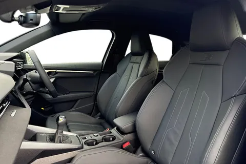  Audi A3 1.5 TFSI Black Edition Euro 6 (s/s) 4dr Thumbnail #16