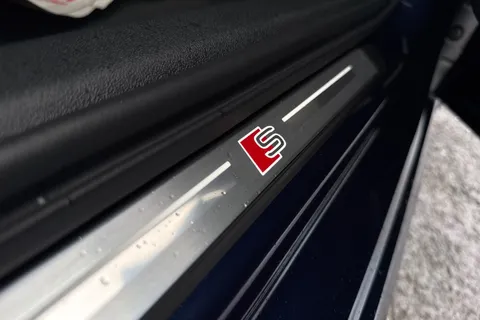  Audi A3 1.5 TFSI Black Edition Euro 6 (s/s) 4dr Thumbnail #42