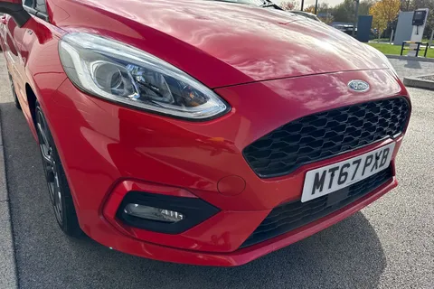 9 of 63 for Ford Fiesta 1.0T EcoBoost ST-Line Euro 6 (s/s) 3dr