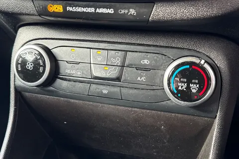 22 of 63 for Ford Fiesta 1.0T EcoBoost ST-Line Euro 6 (s/s) 3dr