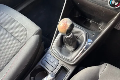 23 of 63 for Ford Fiesta 1.0T EcoBoost ST-Line Euro 6 (s/s) 3dr