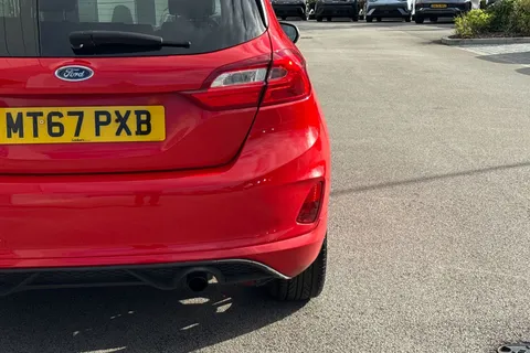 31 of 63 for Ford Fiesta 1.0T EcoBoost ST-Line Euro 6 (s/s) 3dr