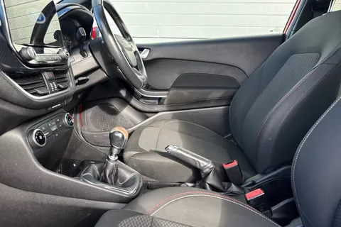 36 of 63 for Ford Fiesta 1.0T EcoBoost ST-Line Euro 6 (s/s) 3dr