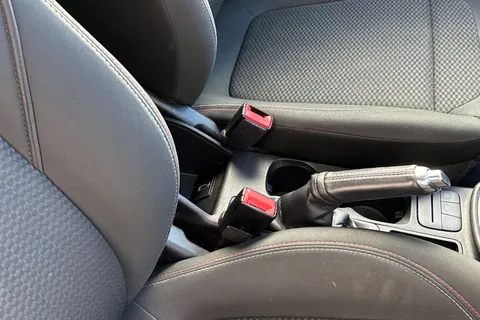 42 of 63 for Ford Fiesta 1.0T EcoBoost ST-Line Euro 6 (s/s) 3dr