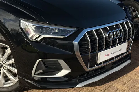 LT22KBV Audi Q3 Sport 35 TDI 150 PS S tronic Thumbnail #9