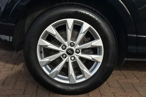 LT22KBV Audi Q3 Sport 35 TDI 150 PS S tronic Thumbnail #10