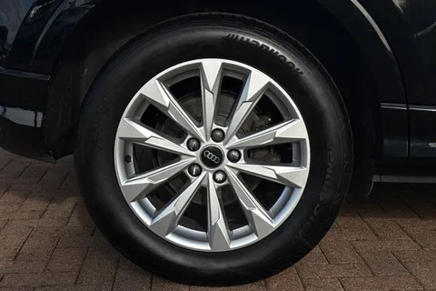 LT22KBV Audi Q3 Sport 35 TDI 150 PS S tronic Thumbnail #12