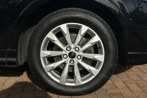 LT22KBV Audi Q3 Sport 35 TDI 150 PS S tronic Thumbnail #13