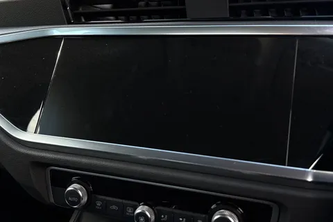 LT22KBV Audi Q3 Sport 35 TDI 150 PS S tronic Thumbnail #17